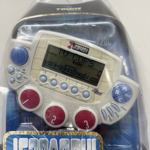 Vintage Y2K Tiger Games Jeopardy Handheld Electronic Quiz Show Hasbro New - Picture 3 of 7